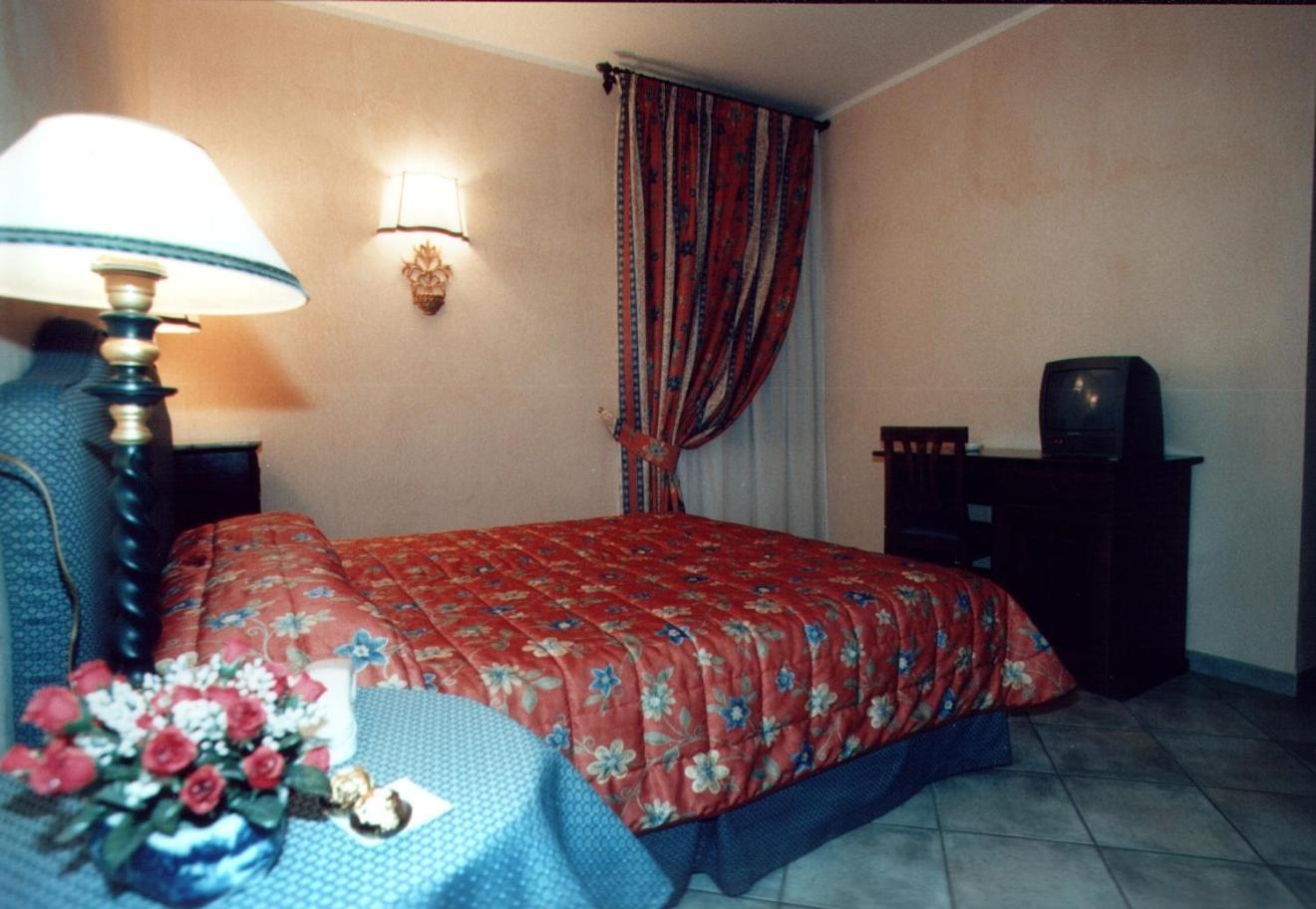 Villa Le Camelie Siena Buitenkant foto