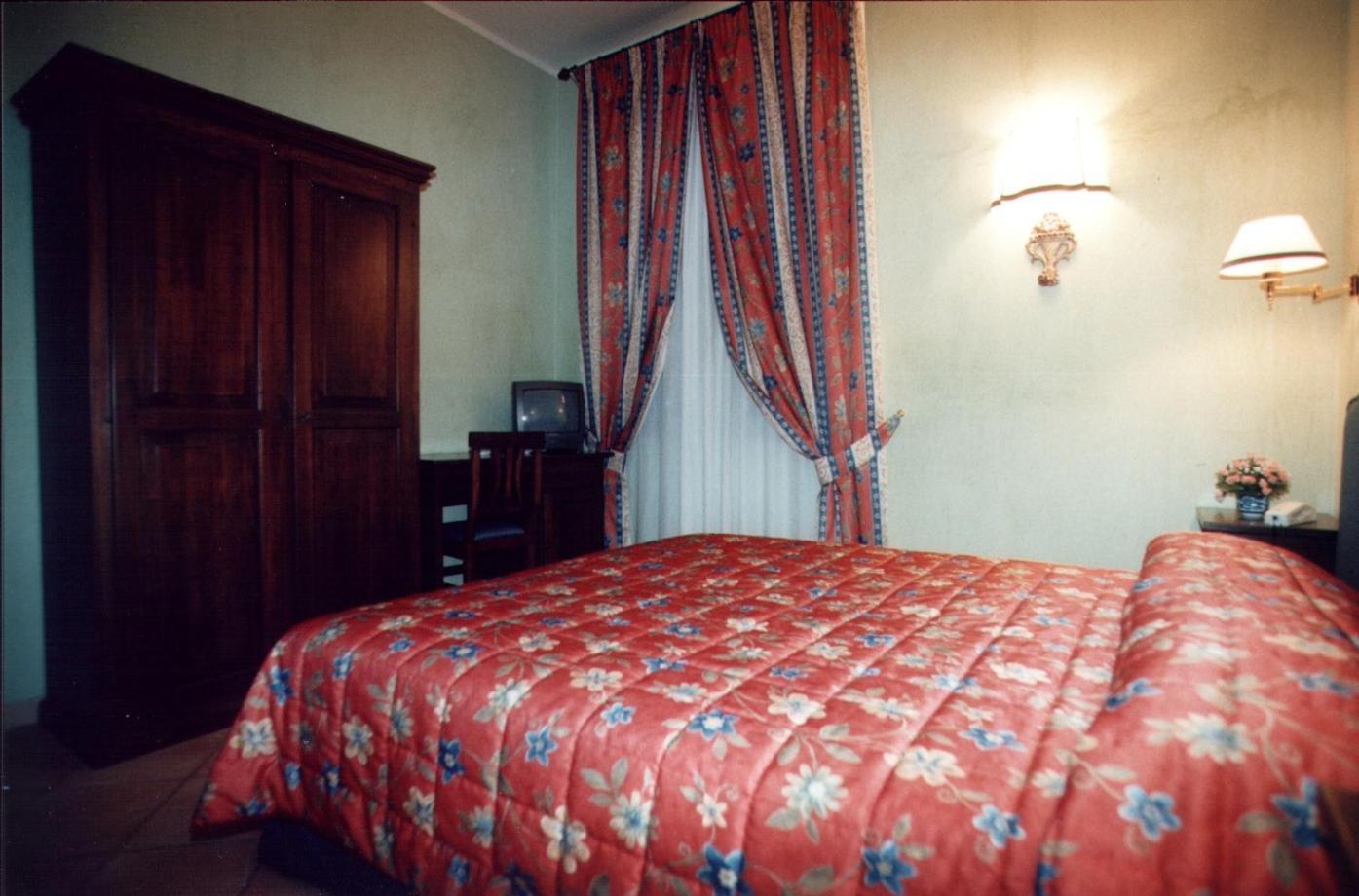 Villa Le Camelie Siena Buitenkant foto