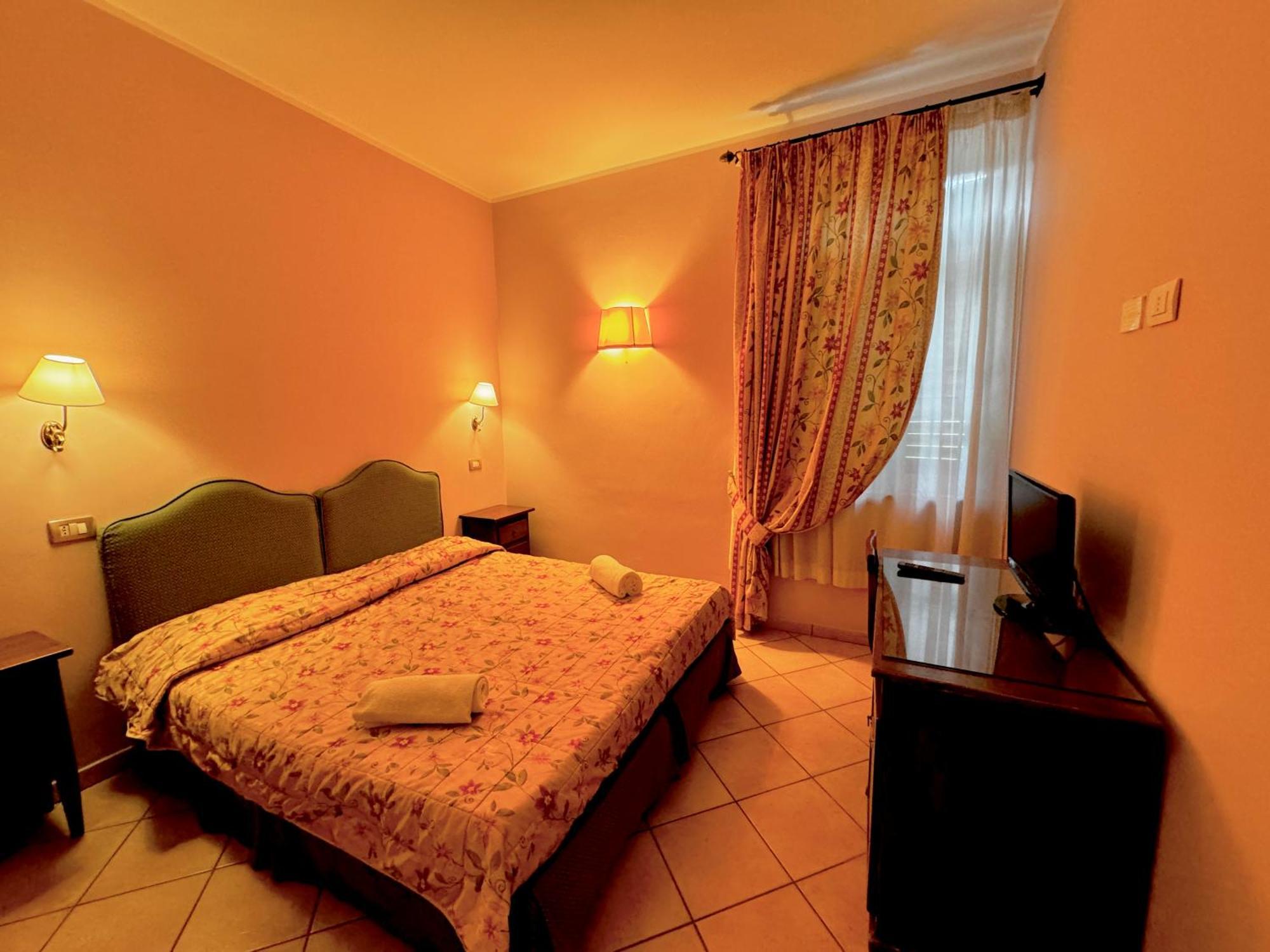 Villa Le Camelie Siena Buitenkant foto