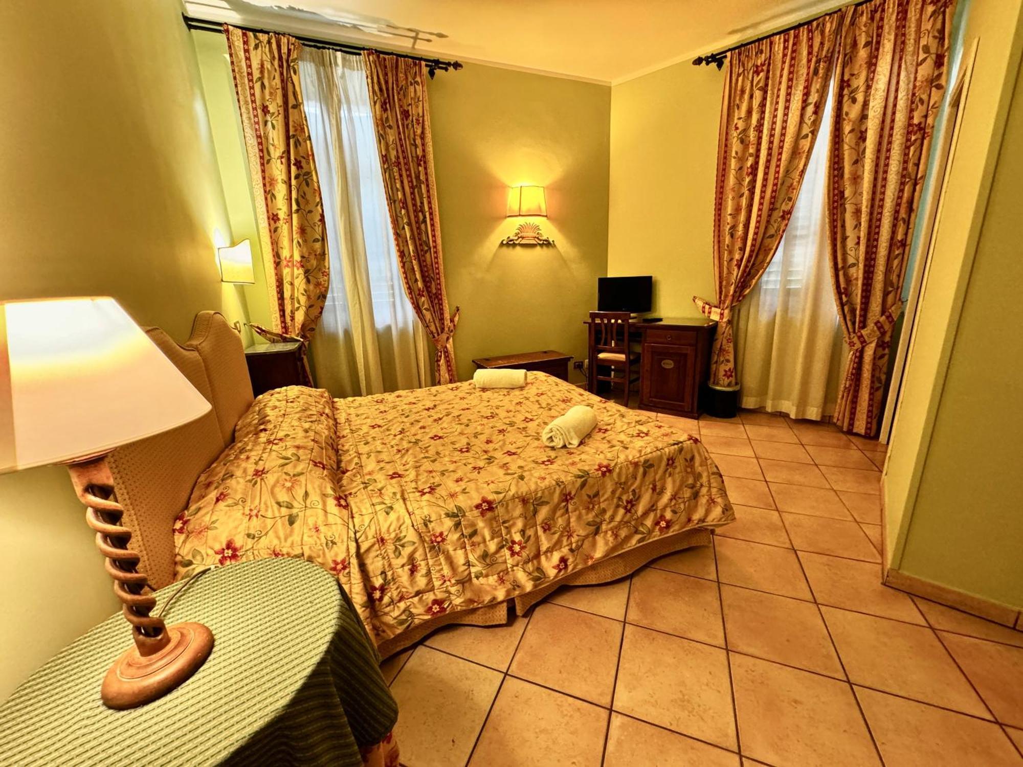 Villa Le Camelie Siena Buitenkant foto